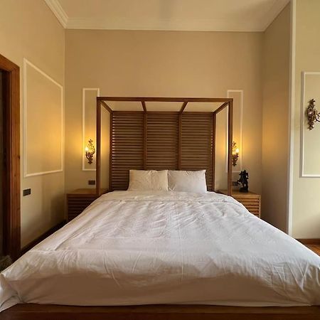 Authentic 3Br Apartment In Downtown, Caïro Buitenkant foto