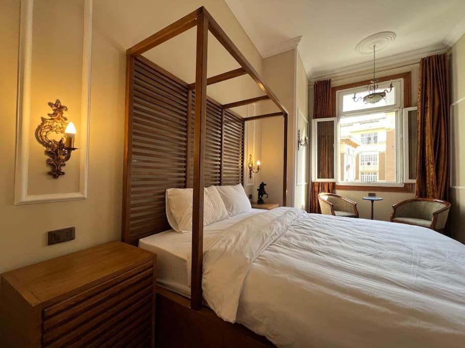 Authentic 3Br Apartment In Downtown, Caïro Buitenkant foto