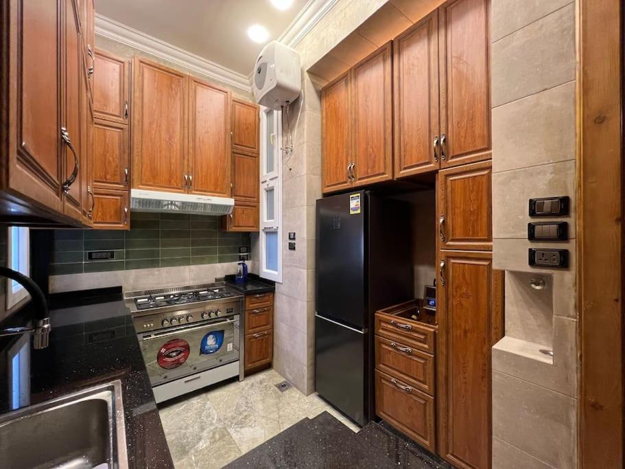Authentic 3Br Apartment In Downtown, Caïro Buitenkant foto